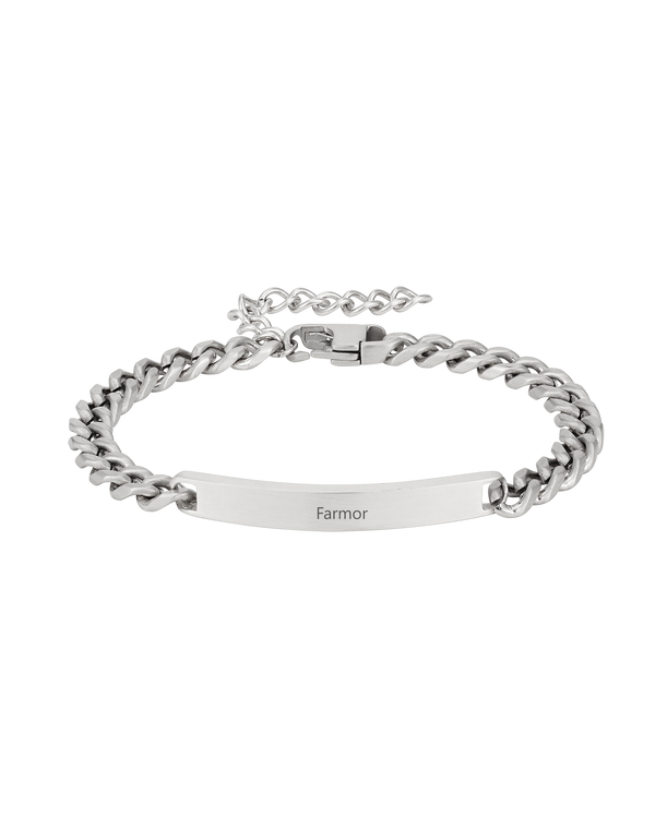 AVA Armband von byRavn aus mattem silberfarbenem Edelstahl, Panzerkette mit Platte und Gravur "Farmor"