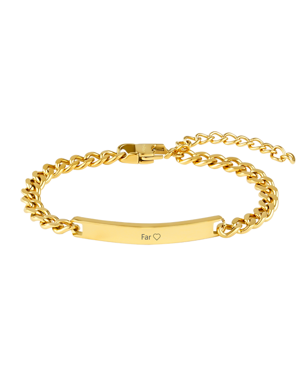 ARA Armband von byRavn aus vergoldetem Edelstahl, Panzerkette mit länglicher Platte und der Gravur "Far" ♡