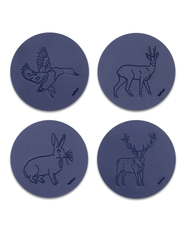 MOKKA Jagd-Untersetzer von byRavn aus dunkelblauem Leder, Paket A mit 4 Motiven: Stockente, Rehbock, Hase und Rothirsch