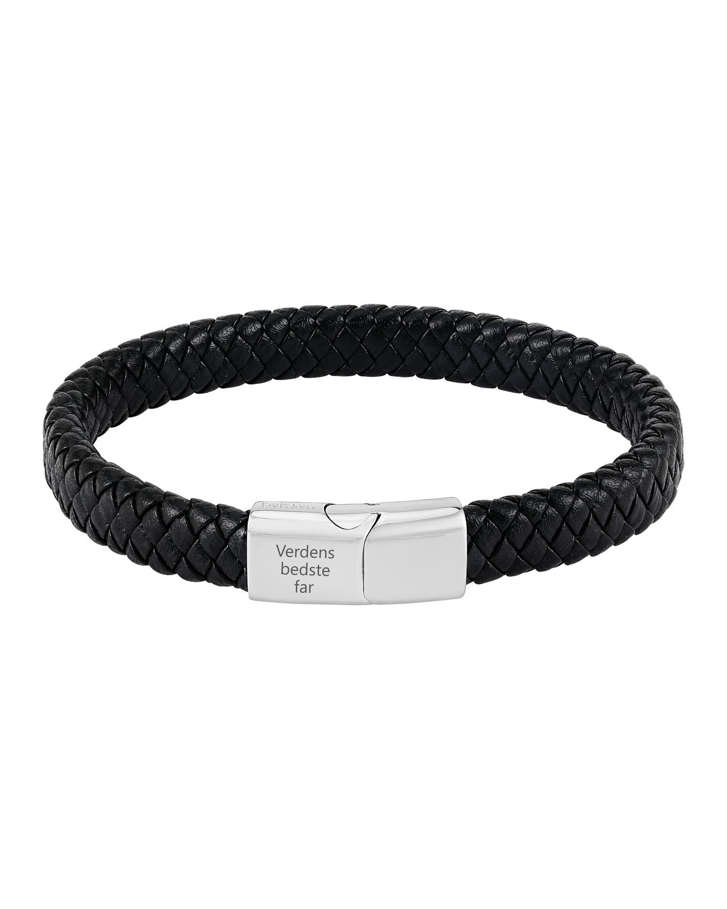RAY Lederarmband von byRavn aus schwarzem geflochtenem Leder mit Magnetverschluss aus Edelstahl und der Gravur "Verdens bedste far"